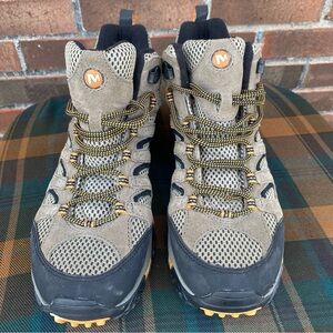 Merrell Moab Ventilator Mid Hiking Boots